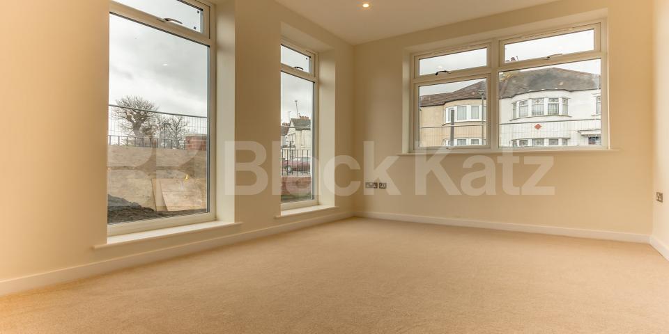 			Stunning Modern Property, 1 Bedroom, 1 bath, 1 reception Apartment			 Wetherill Road, Muswell Hill